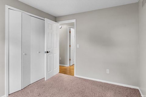 Tiny photo for 3914 Thornbury Place, Fort Wayne, IN 46804 (MLS # 202624192)