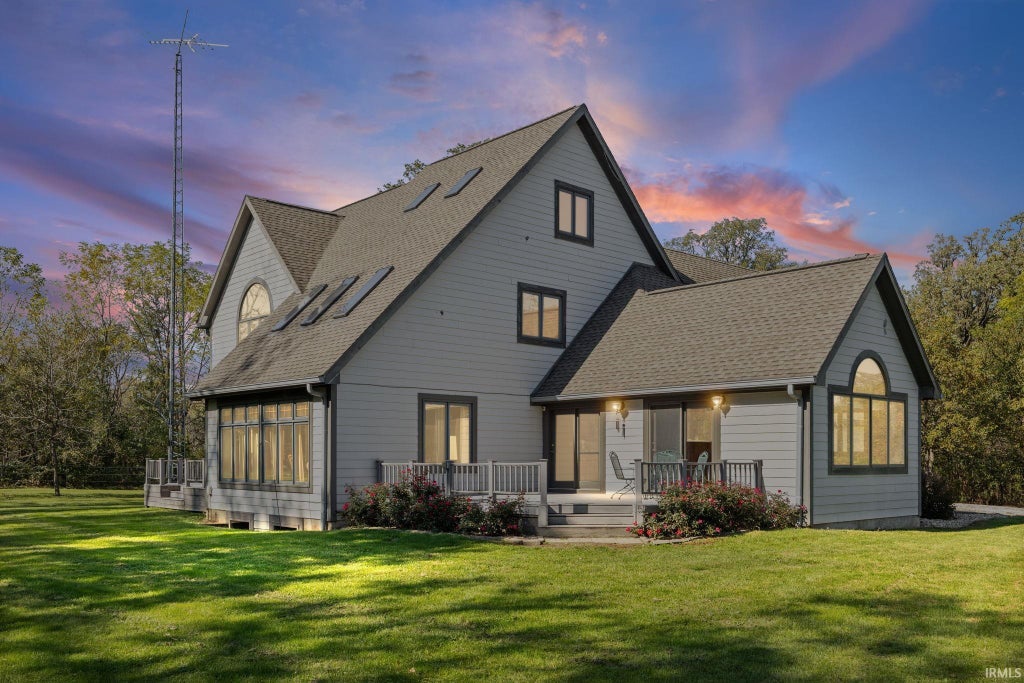 Photo of 11449 E 400 N, Remington, IN 47977 (MLS # 202644181)