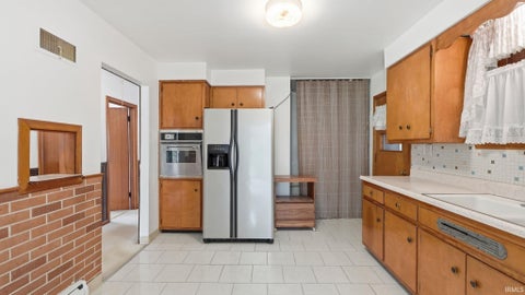 Tiny photo for 1325 Farwood Avenue, Fort Wayne, IN 46816 (MLS # 202627819)