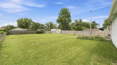 Tiny photo for 1325 Farwood Avenue, Fort Wayne, IN 46816 (MLS # 202627819)