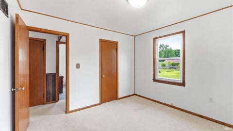 Tiny photo for 1325 Farwood Avenue, Fort Wayne, IN 46816 (MLS # 202627819)