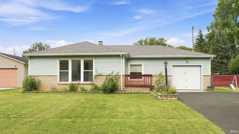 Photo of 1325 Farwood Avenue, Fort Wayne, IN 46816 (MLS # 202627819)