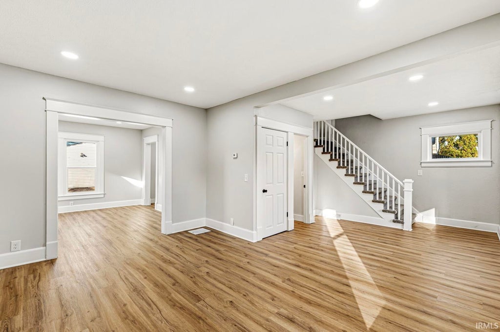 Photo of 938 E 4th Street, Mishawaka, IN 46544 (MLS # 202644105)