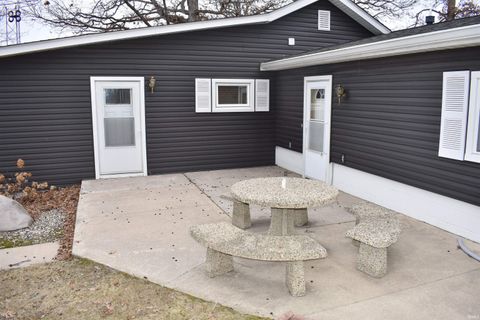 Tiny photo for 3097 E Stahl Road, Monon, IN 47959 (MLS # 202605850)