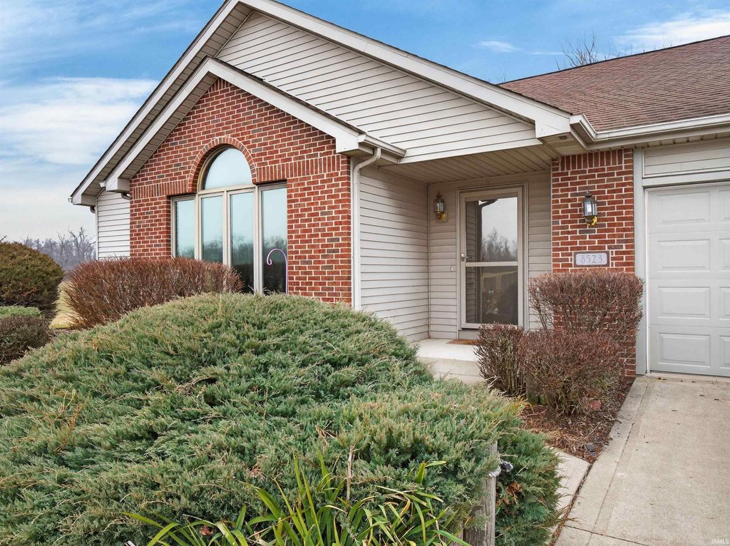 Photo of 8523 Wyss Meadows Drive, Fort Wayne, IN 46819 (MLS # 202606979)