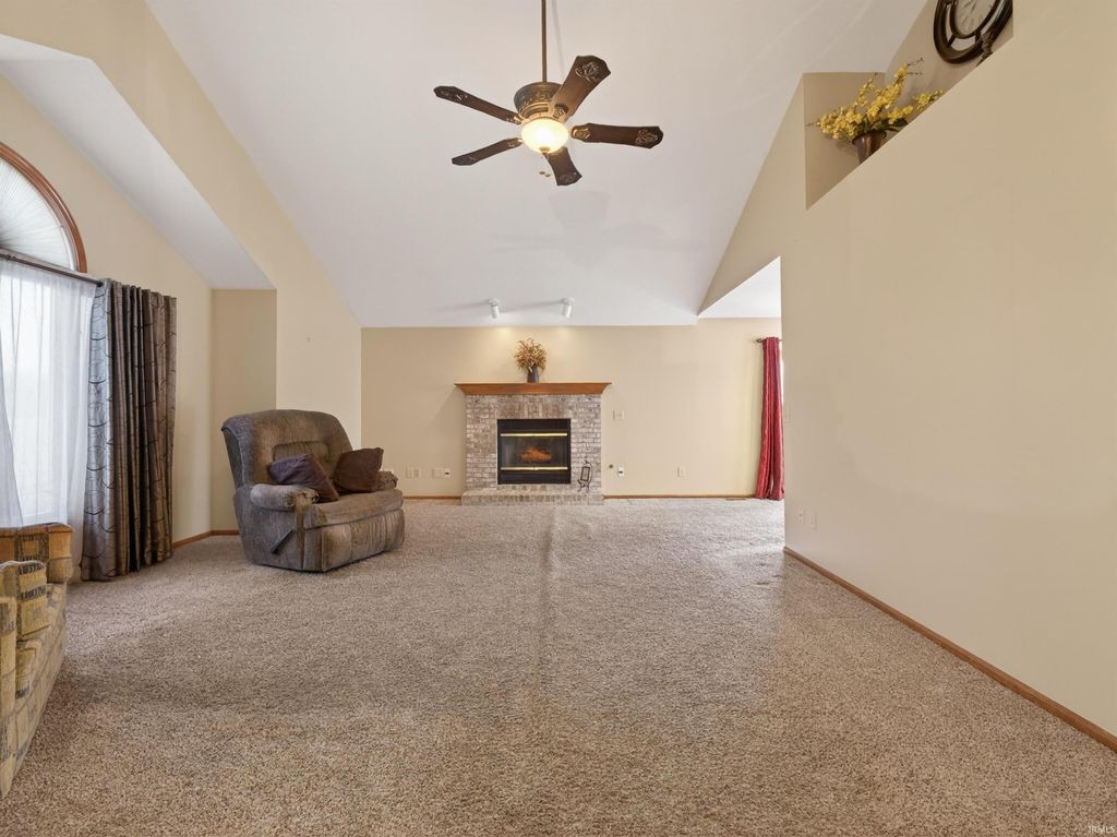 Photo of 8523 Wyss Meadows Drive, Fort Wayne, IN 46819 (MLS # 202606979)