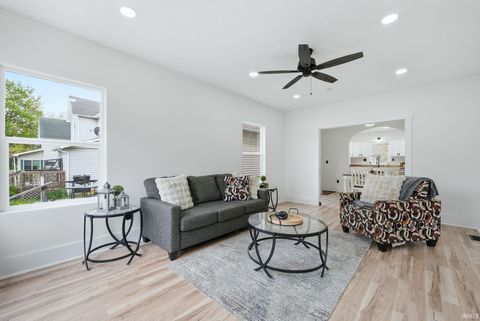 Tiny photo for 222 E 3rd Street, Peru, IN 46970 (MLS # 202613060)