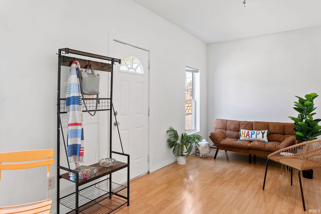 Photo of 212 Union Street, Mishawaka, IN 46544 (MLS # 202614368)