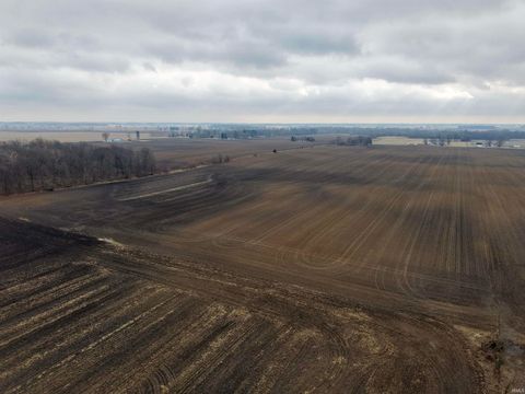 Tiny photo for East 550 N County Road, Kokomo, IN 46901 (MLS # 202600564)