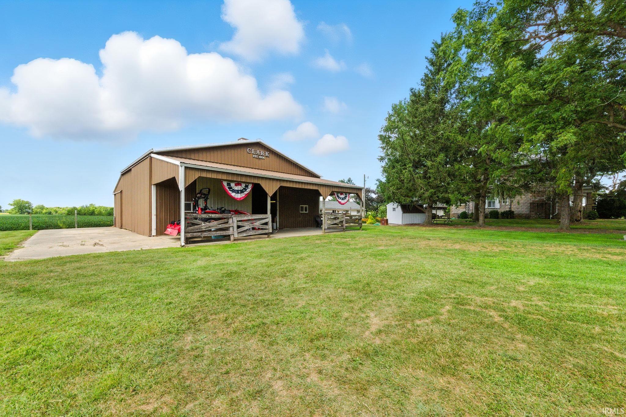 Mulberry, Indiana 46058, United States, 5 Bedrooms Bedrooms, ,2 BathroomsBathrooms,Residential,Active,202067