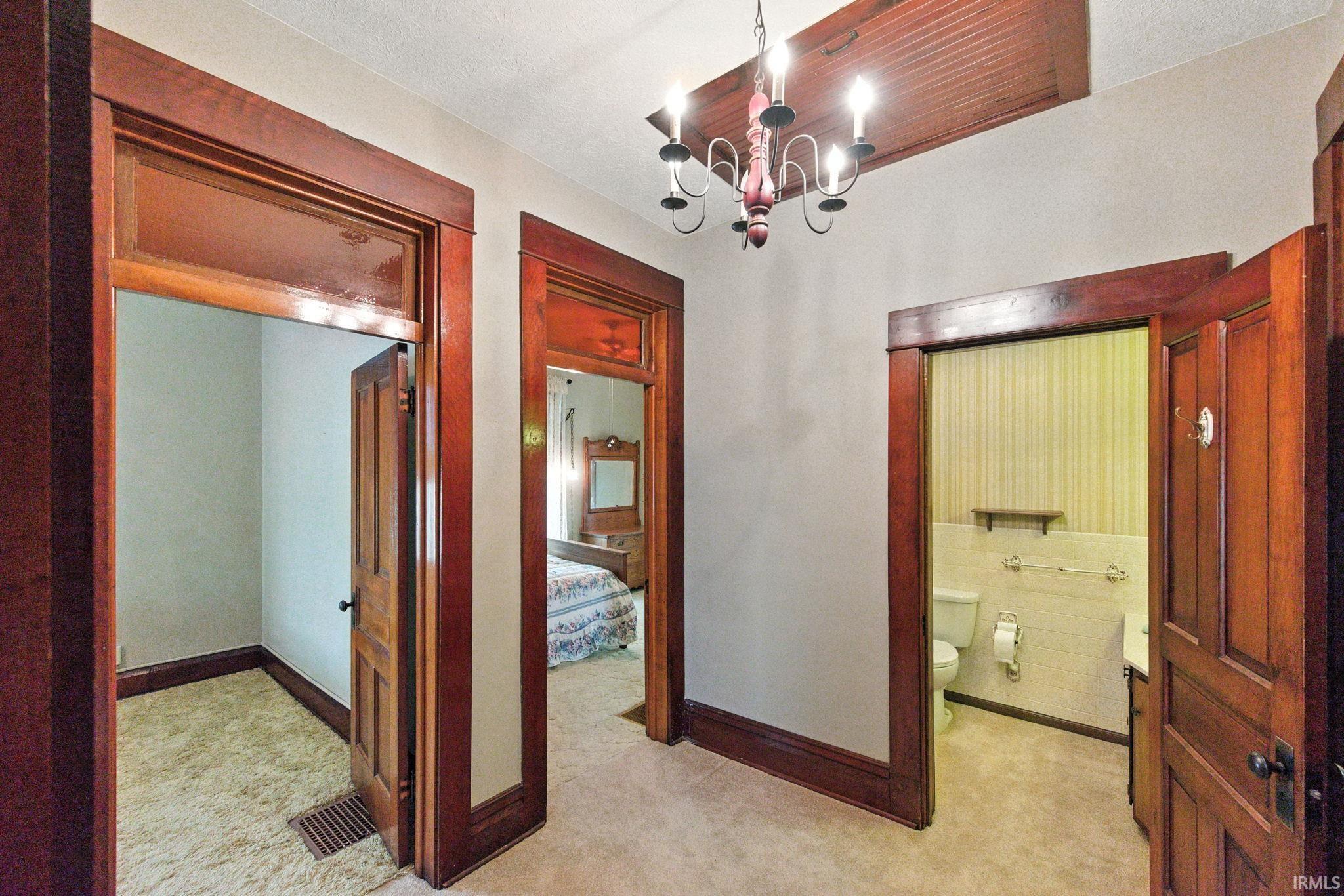 Mulberry, Indiana 46058, United States, 5 Bedrooms Bedrooms, ,2 BathroomsBathrooms,Residential,Active,202067