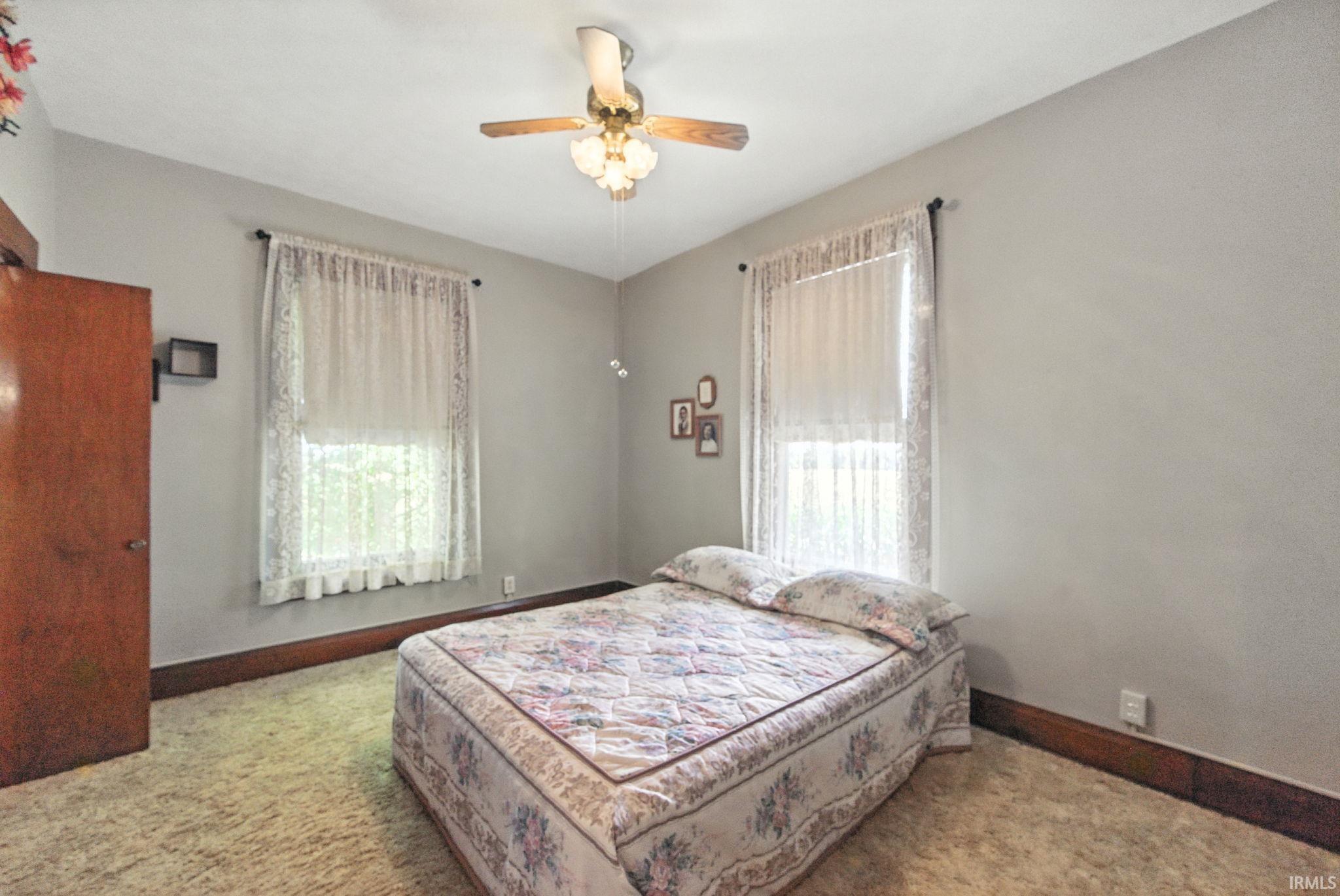 Mulberry, Indiana 46058, United States, 5 Bedrooms Bedrooms, ,2 BathroomsBathrooms,Residential,Active,202067