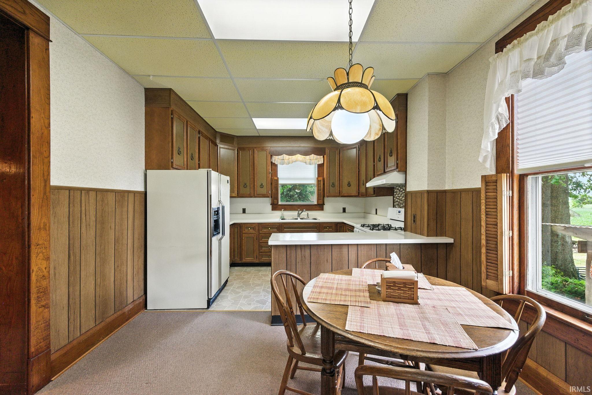 Mulberry, Indiana 46058, United States, 5 Bedrooms Bedrooms, ,2 BathroomsBathrooms,Residential,Active,202067