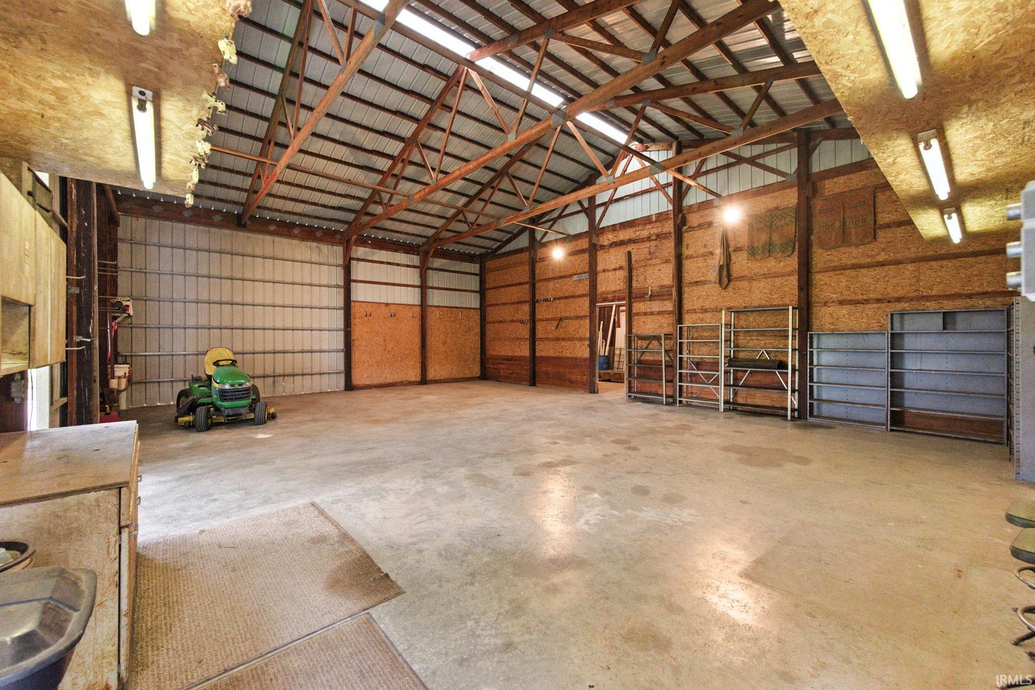 Mulberry, Indiana 46058, United States, 5 Bedrooms Bedrooms, ,2 BathroomsBathrooms,Residential,Active,202067