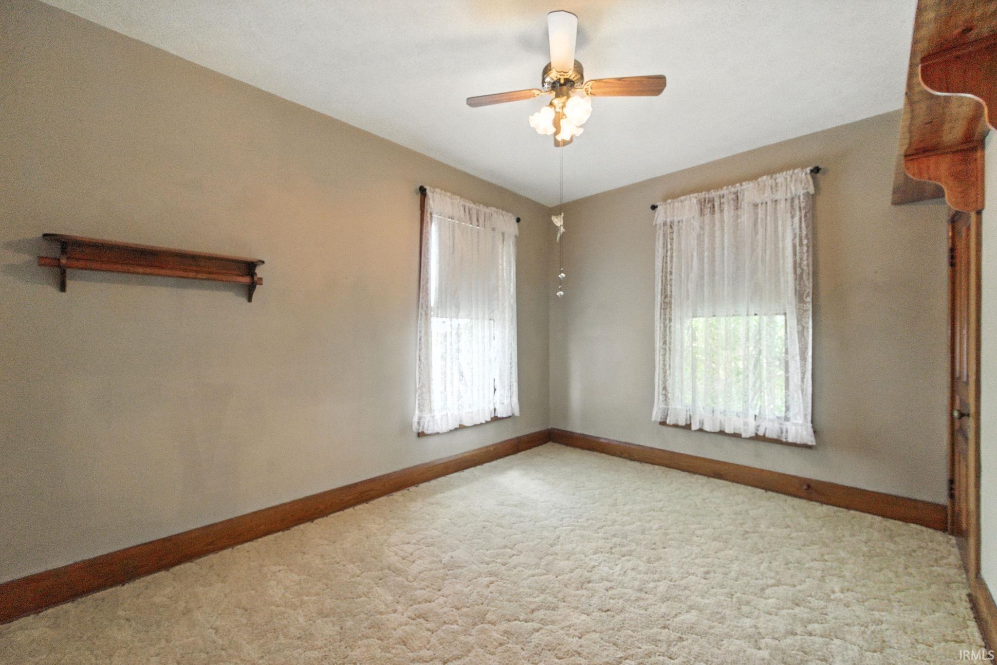 Mulberry, Indiana 46058, United States, 5 Bedrooms Bedrooms, ,2 BathroomsBathrooms,Residential,Active,202067