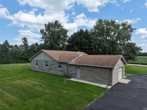 Tiny photo for 2711 S 50 E., Winamac, IN 46996 (MLS # 202634942)