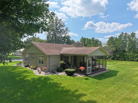Tiny photo for 2711 S 50 E., Winamac, IN 46996 (MLS # 202634942)