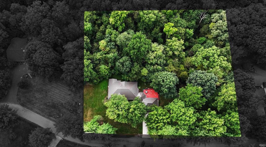 Photo of 2329 S Old Ditch Road, Warsaw, IN 46580 (MLS # 202638382)
