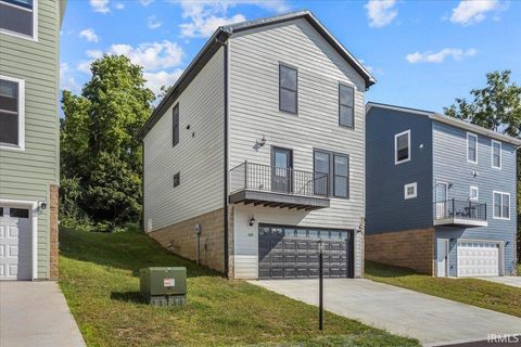 Tiny photo for 609 S 3rd Street, Lafayette, IN 47905 (MLS # 202532686)