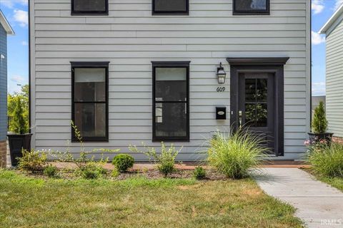 Tiny photo for 609 S 3rd Street, Lafayette, IN 47905 (MLS # 202532686)