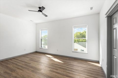 Tiny photo for 609 S 3rd Street, Lafayette, IN 47905 (MLS # 202532686)