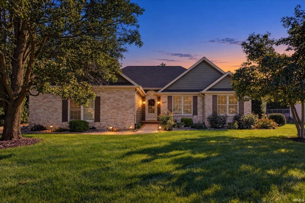 506 PARKWOOD CT, GOSHEN, IN 46526 - Image 174e7d95d914da682e5d7d20d7bf45a9/1360580658