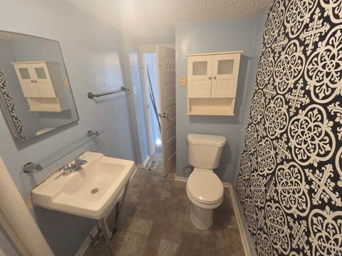 Tiny photo for 1425 W 10th Street, Muncie, IN 47302 (MLS # 202602266)