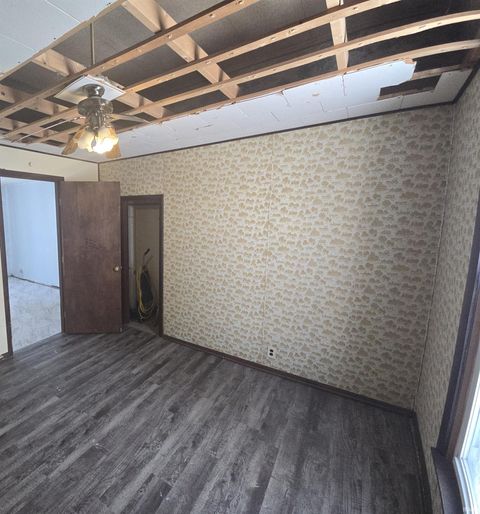 Tiny photo for 1425 W 10th Street, Muncie, IN 47302 (MLS # 202602266)