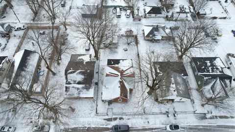 Tiny photo for 1425 W 10th Street, Muncie, IN 47302 (MLS # 202602266)