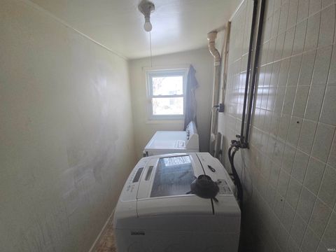 Tiny photo for 1425 W 10th Street, Muncie, IN 47302 (MLS # 202602266)