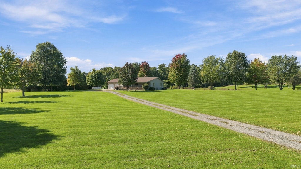 Photo of 0858 S 300 W, Albion, IN 46701 (MLS # 202641482)