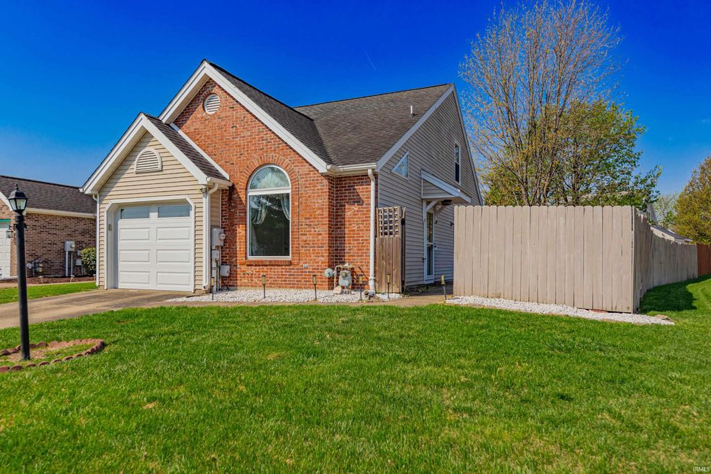 Photo of 3812 Windsong Cove, Evansville, IN 47715 (MLS # 202610831)