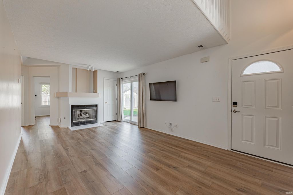 Photo of 3812 Windsong Cove, Evansville, IN 47715 (MLS # 202610831)