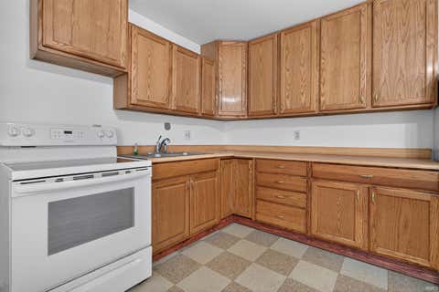 Tiny photo for 5808 MENDOTA Drive, Kokomo, IN 46902 (MLS # 202625461)