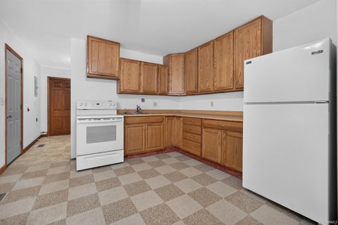 Tiny photo for 5808 MENDOTA Drive, Kokomo, IN 46902 (MLS # 202625461)