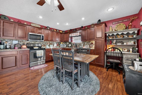 Tiny photo for 1918 Misty Autumn Court, Kokomo, IN 46901 (MLS # 202630704)