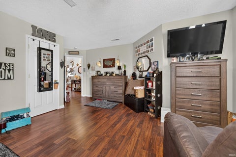 Tiny photo for 1918 Misty Autumn Court, Kokomo, IN 46901 (MLS # 202630704)