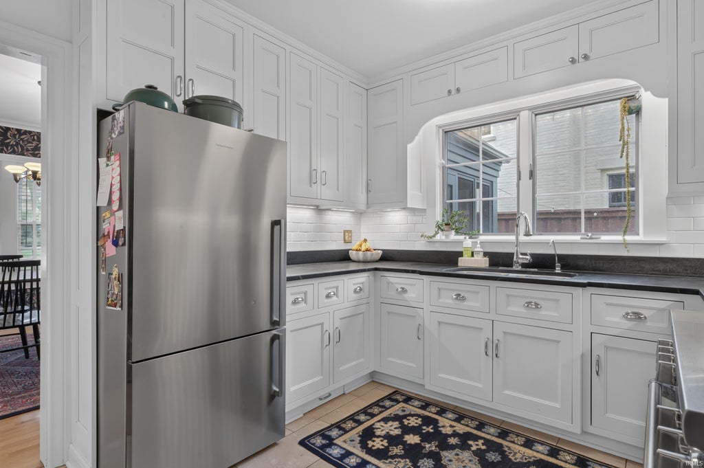Photo of 4717 Old Mill Road, Fort Wayne, IN 46807 (MLS # 202642225)