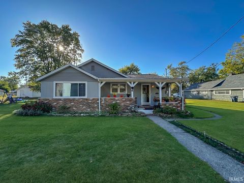 Photo of 1258 Magnolia Avenue, Frankfort, IN 46041 (MLS # 202541058)