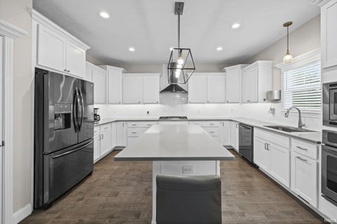 Tiny photo for 1073 Chesapeake Pointe Drive, Lafayette, IN 47909 (MLS # 202631702)