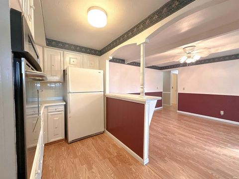 Tiny photo for 2933 W ALTO Road, Kokomo, IN 46902 (MLS # 202604820)