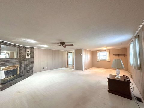 Tiny photo for 2933 W ALTO Road, Kokomo, IN 46902 (MLS # 202604820)