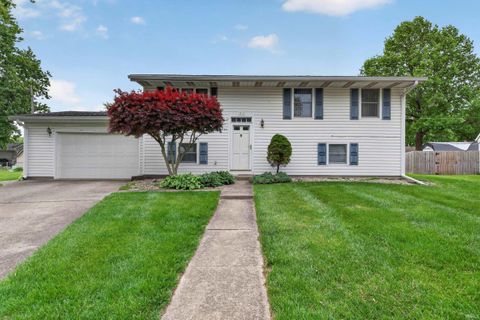 Tiny photo for 1613 AUGUSTA Court, Kokomo, IN 46902 (MLS # 202618280)