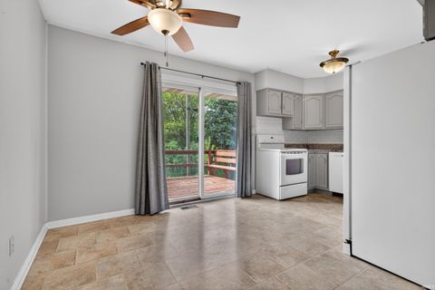 Tiny photo for 1613 AUGUSTA Court, Kokomo, IN 46902 (MLS # 202618280)