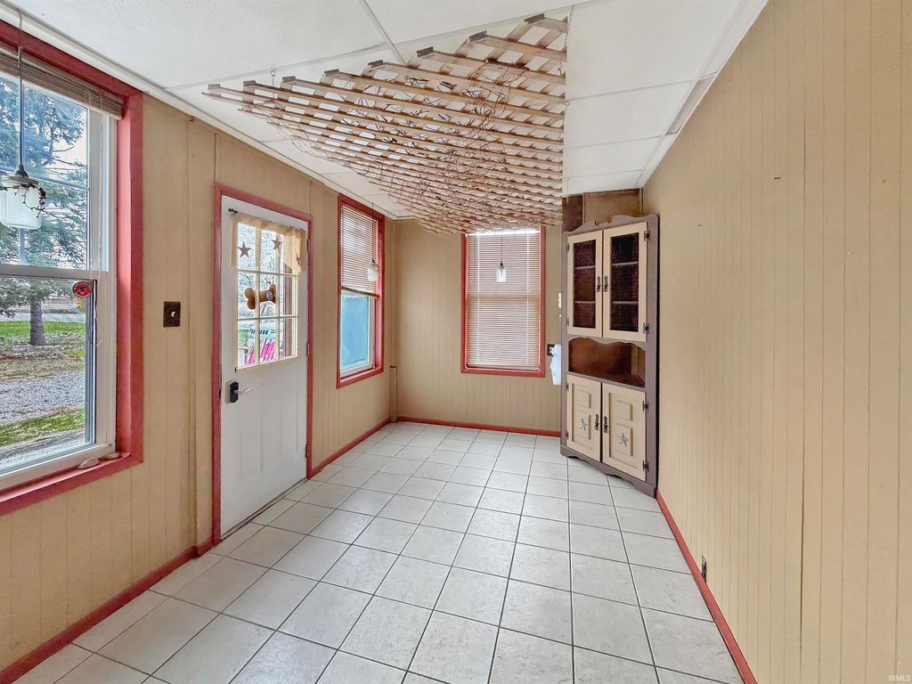 Photo of 2666 S County Road 450 W, Frankfort, IN 46041 (MLS # 202611002)