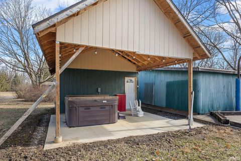 Tiny photo for 4130 Pottawatomie Road, Logansport, IN 46947 (MLS # 202606225)