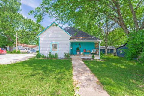 Photo of 1101 S Rogers Street, Bloomington, IN 47403 (MLS # 202603400)