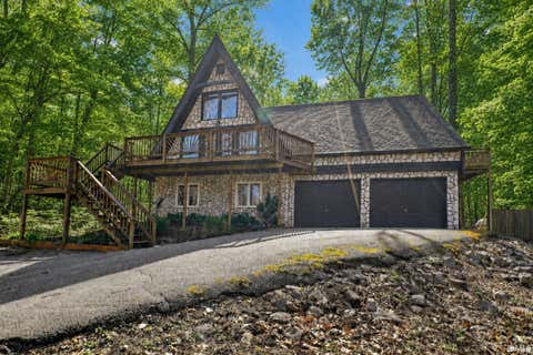 Photo of 4523 E Parkwood Drive, Martinsville, IN 46151 (MLS # 202609253)