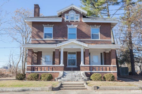 Photo for 1119 SE Riverside Drive A