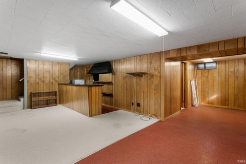 Tiny photo for 412 E Hively Avenue, Elkhart, IN 46517 (MLS # 202639825)